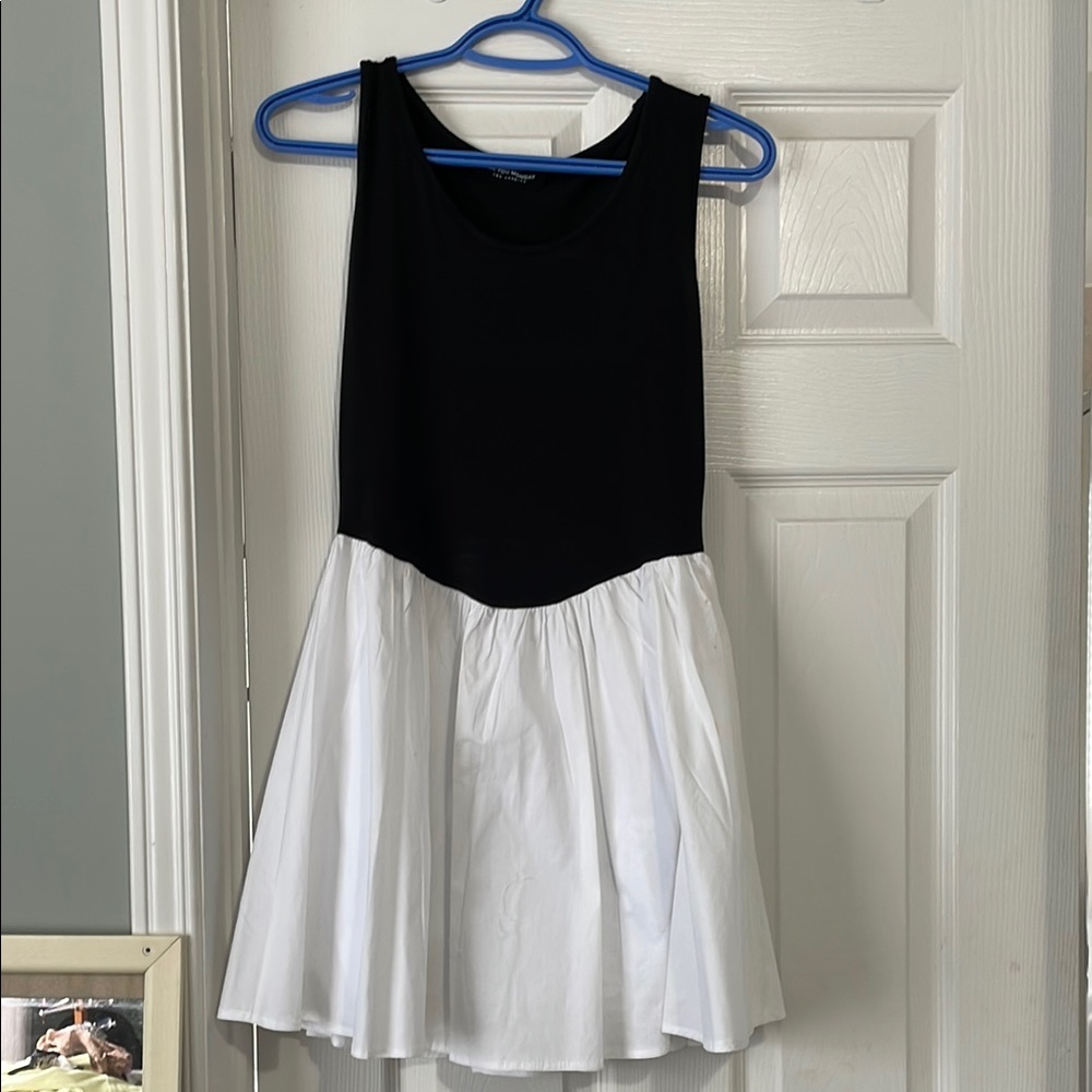 Adorable Black and White Mini Dress, a-line, flare bottom